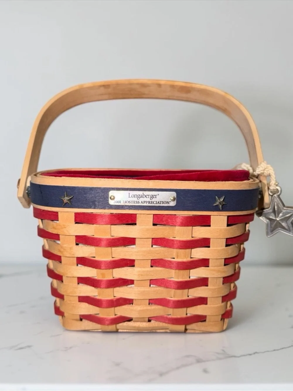 VINTAGE Longaberger Proudly American 2001 Hostess Appreciation Basket